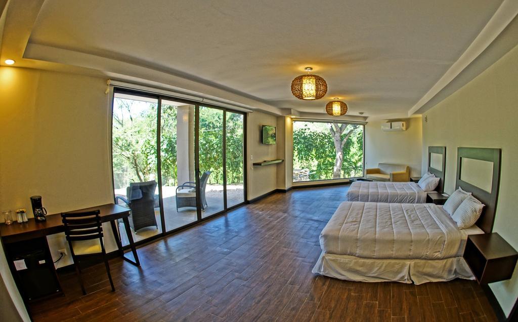 Nammbu Beach Front Bungalows Sámara Buitenkant foto